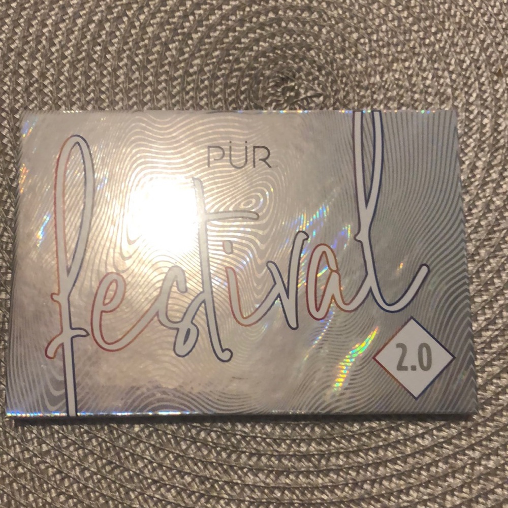 Pur festival eyeshadow palette